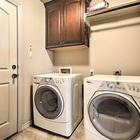 College Station Townhouse With Private Patioヴィラ エクステリア 写真